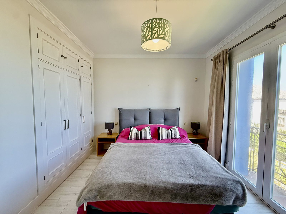 Appartement te koop in Casares Playa | 3 slaapkamers H5431978