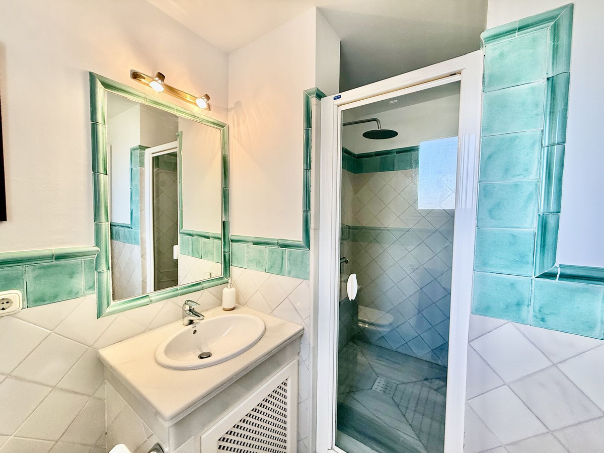 Appartement te koop in Casares Playa | 3 slaapkamers H5431978