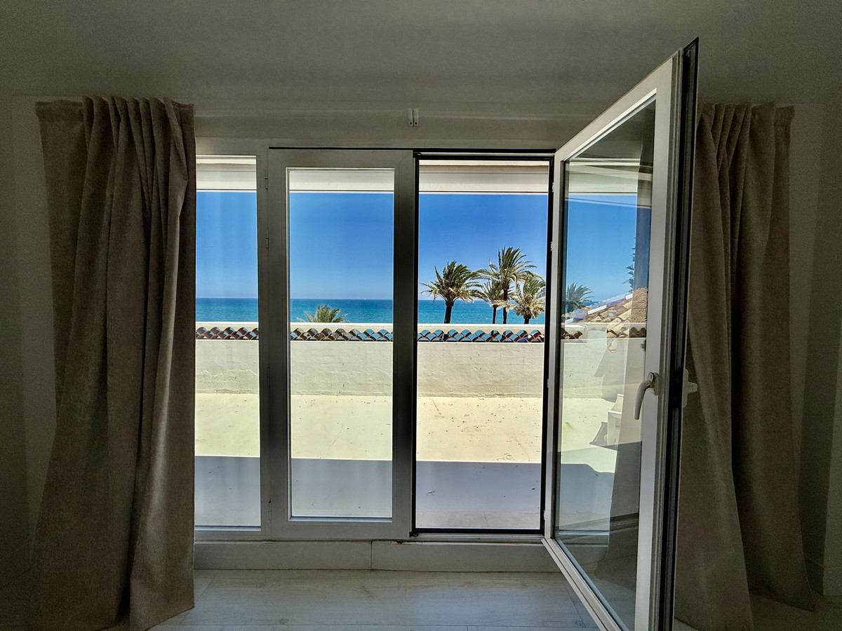 Appartement te koop in Casares Playa | 3 slaapkamers H5431978