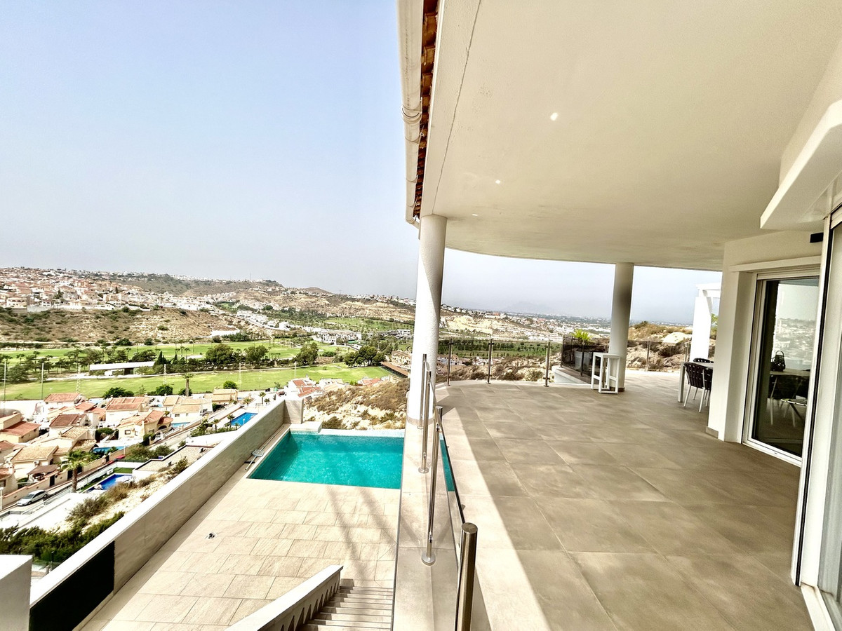 Huis te koop in Ciudad Quesada | 4 slaapkamers H5448505