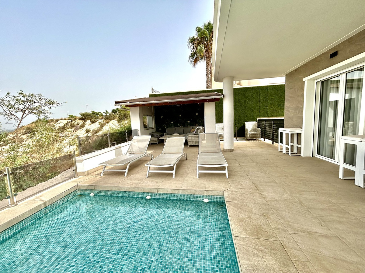 Huis te koop in Ciudad Quesada | 4 slaapkamers H5448505