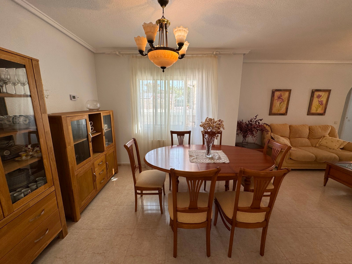 Huis te koop in Ciudad Quesada | 3 slaapkamers H5448721