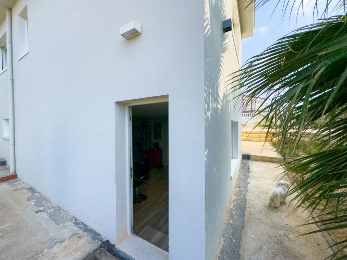 Property main view 44