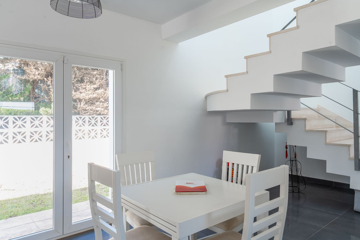 Huis te koop in El Faro | 3 slaapkamers H5264203