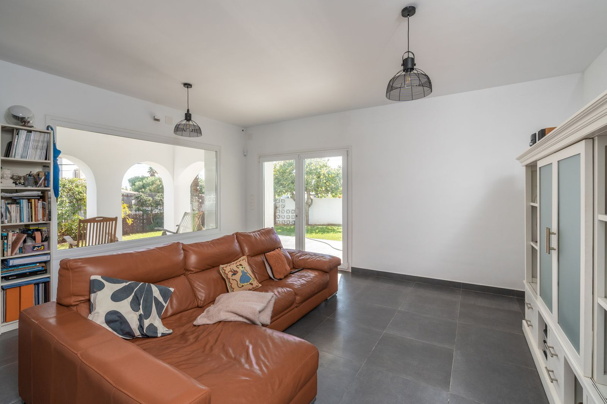 Restaurant te koop in El Faro | 3 slaapkamers H5400043