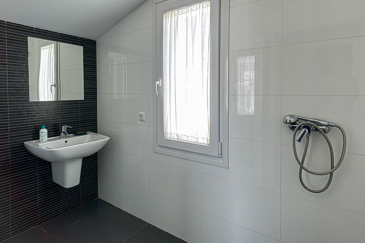 Restaurant te koop in El Faro | 3 slaapkamers H5400043