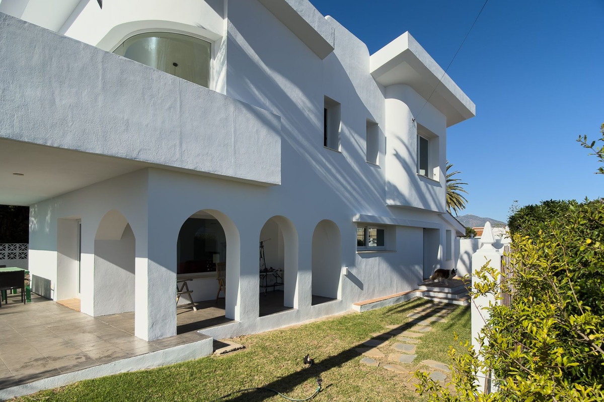 Restaurant te koop in El Faro | 3 slaapkamers H5400043