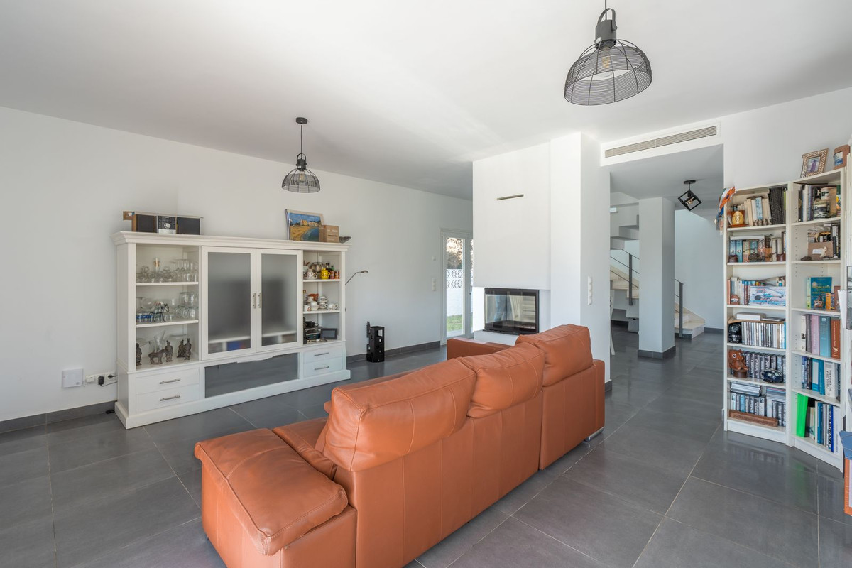 Restaurant te koop in El Faro | 3 slaapkamers H5400043