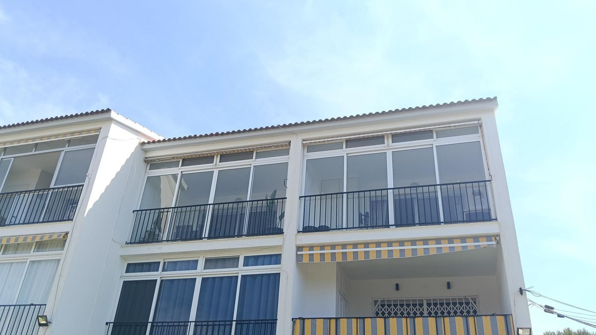 Anders te koop in El Faro | 2 slaapkamers H5401843
