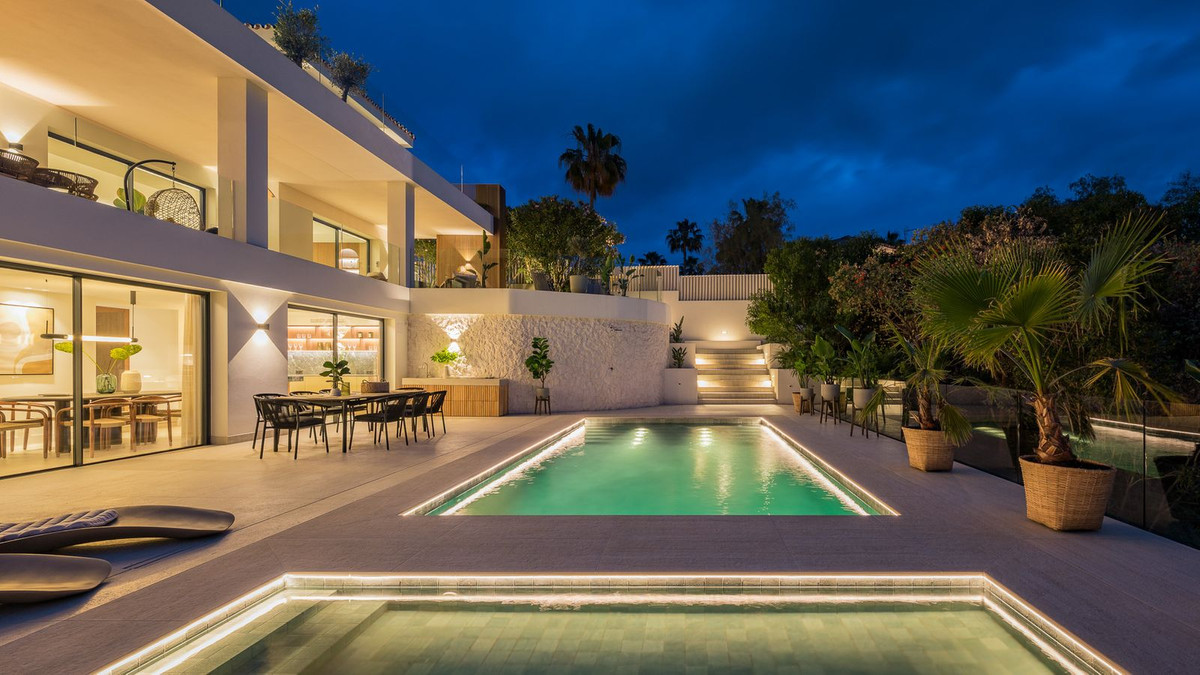 Vrijstaande Villa in El Rosario-47