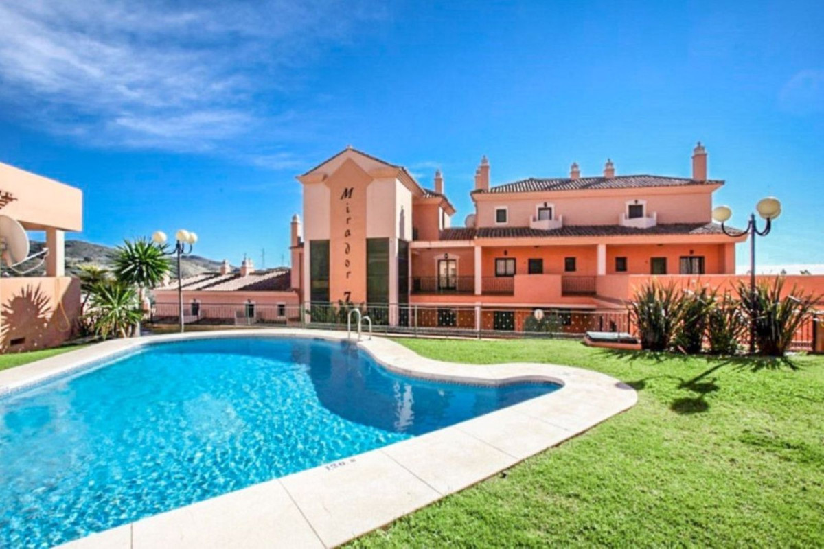 Appartement te koop in Elviria | 3 slaapkamers H5455156