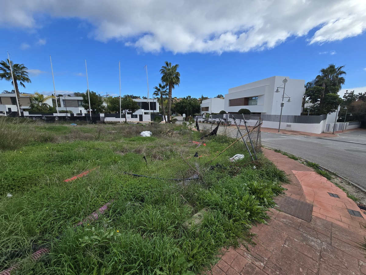 Appartement te koop in Estepona | 0 slaapkamers H5272378