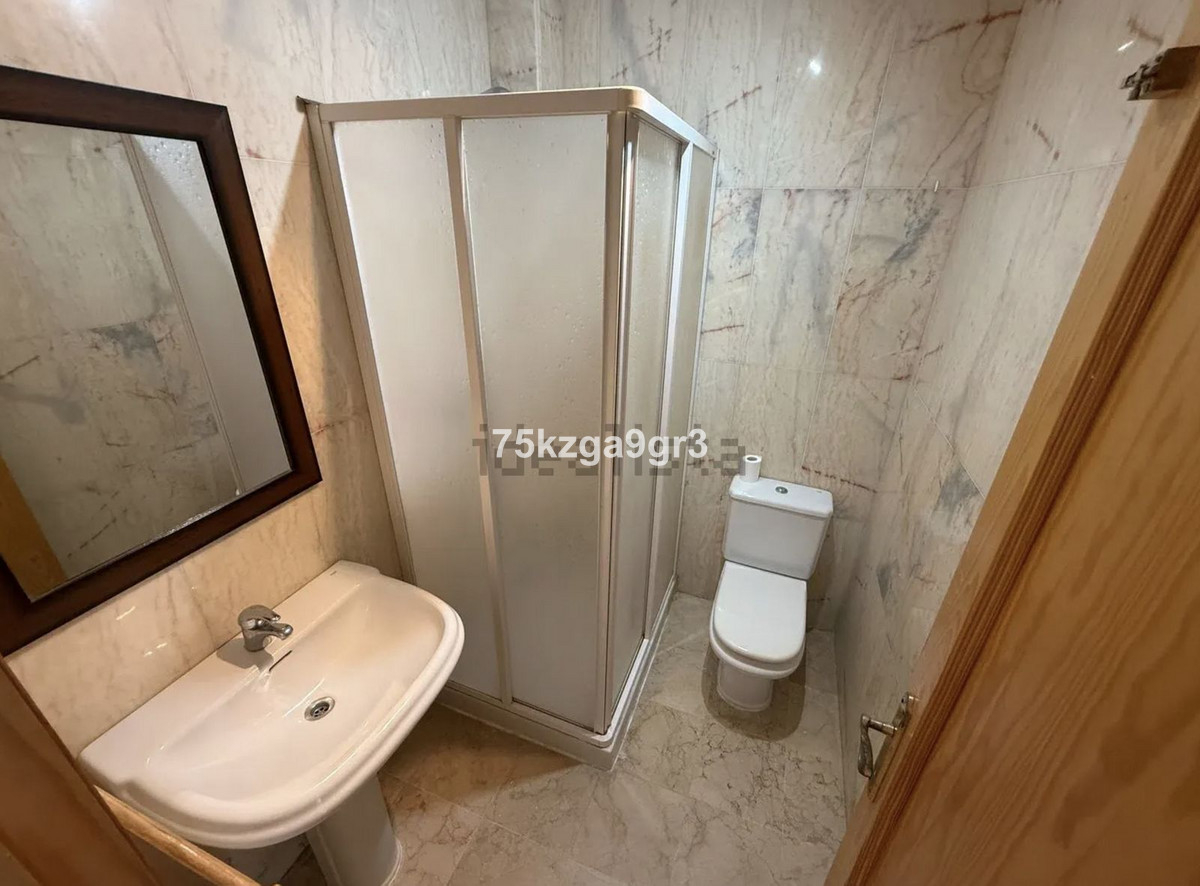 Appartement te koop in Estepona | 4 slaapkamers H5274736