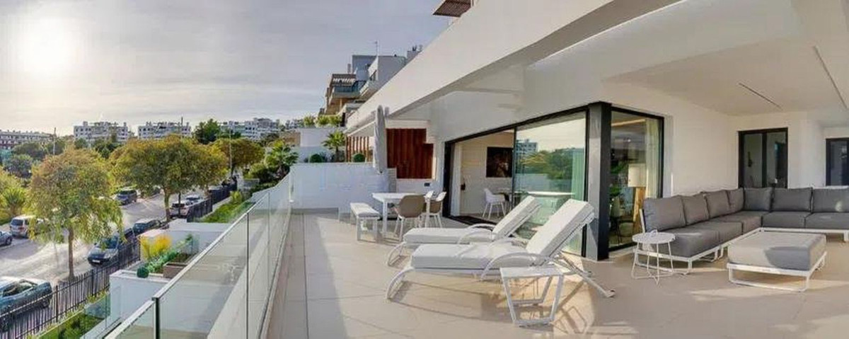 Huis te koop in Estepona | 3 slaapkamers H5287099