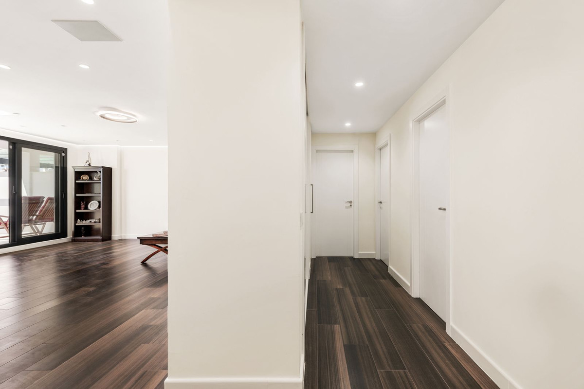 Commercieel te koop in Estepona | 3 slaapkamers H5379181