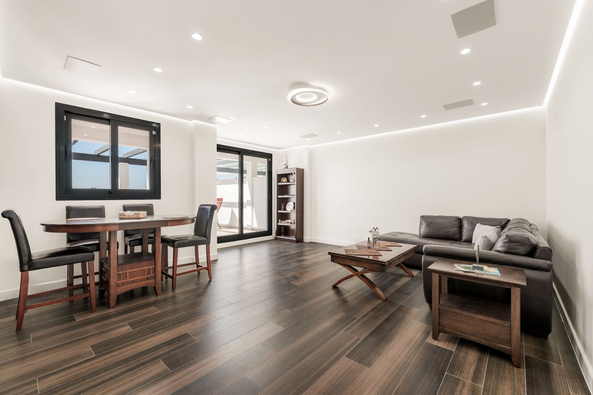 Commercieel te koop in Estepona | 3 slaapkamers H5379181