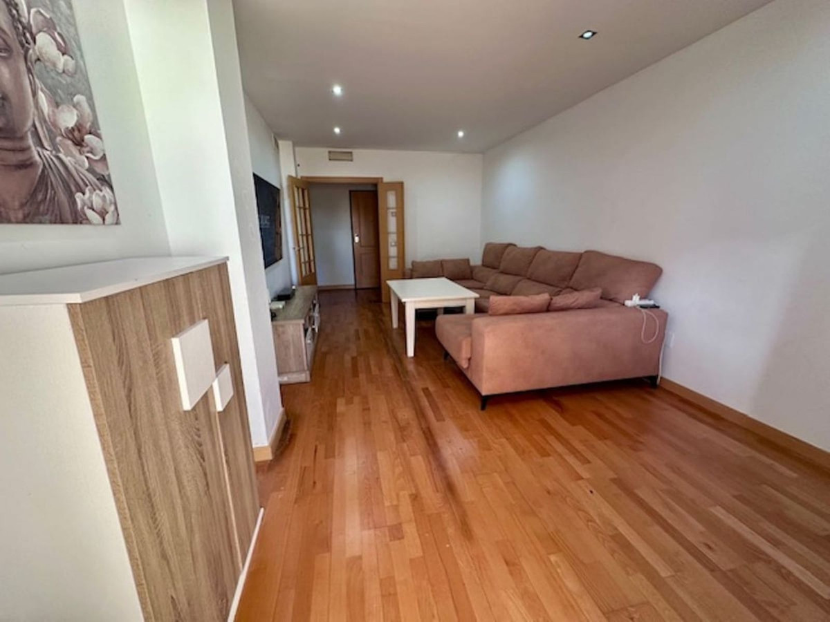 Commercieel te koop in Estepona | 3 slaapkamers H5389657
