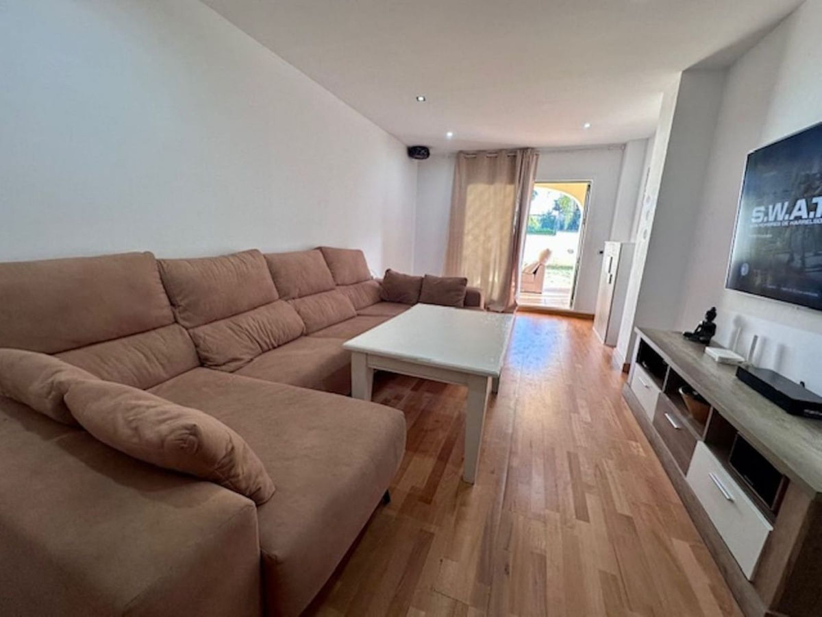 Commercieel te koop in Estepona | 3 slaapkamers H5389657