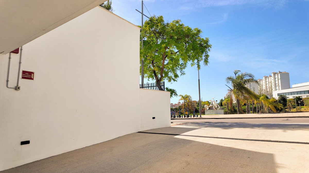 Appartement te koop in Estepona | 2 slaapkamers H5394328
