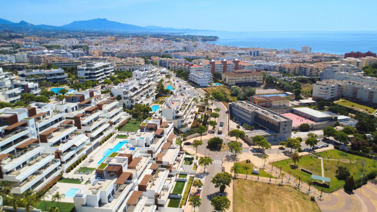 Appartement te koop in Estepona | 2 slaapkamers H5394328