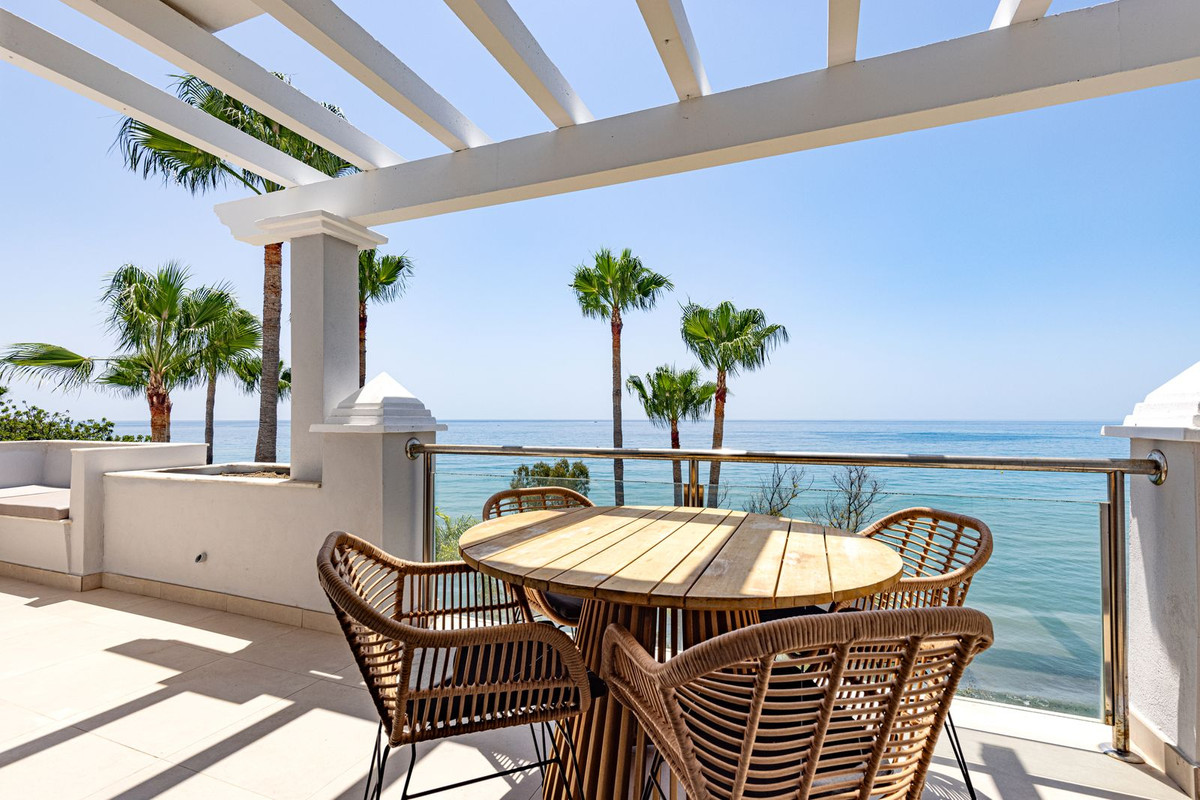 Anders te koop in Estepona | 2 slaapkamers H5399842