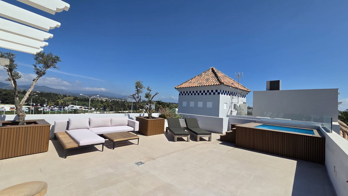 Anders te koop in Estepona | 2 slaapkamers H5399842