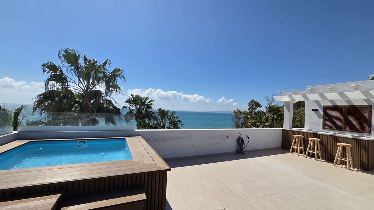 Anders te koop in Estepona | 2 slaapkamers H5399842