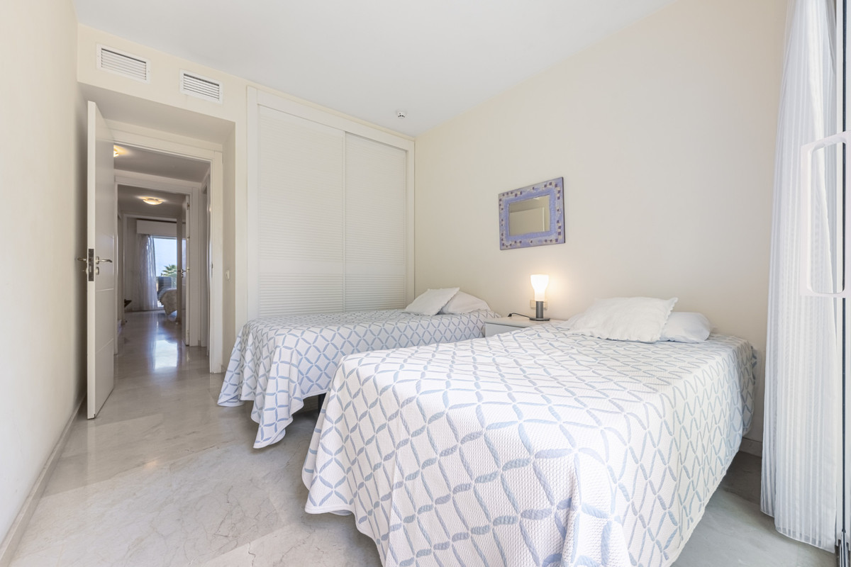 Appartement te koop in Estepona | 3 slaapkamers H5423671