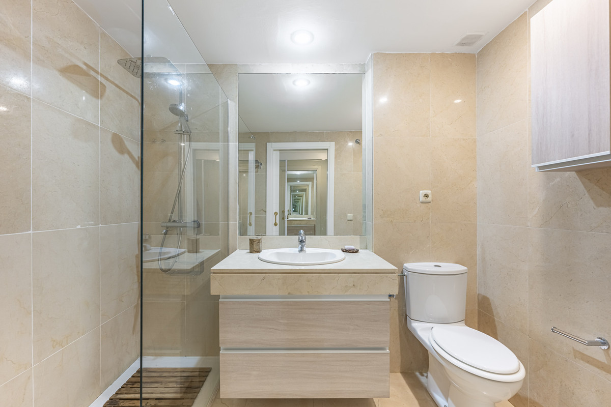 Appartement te koop in Estepona | 3 slaapkamers H5423671