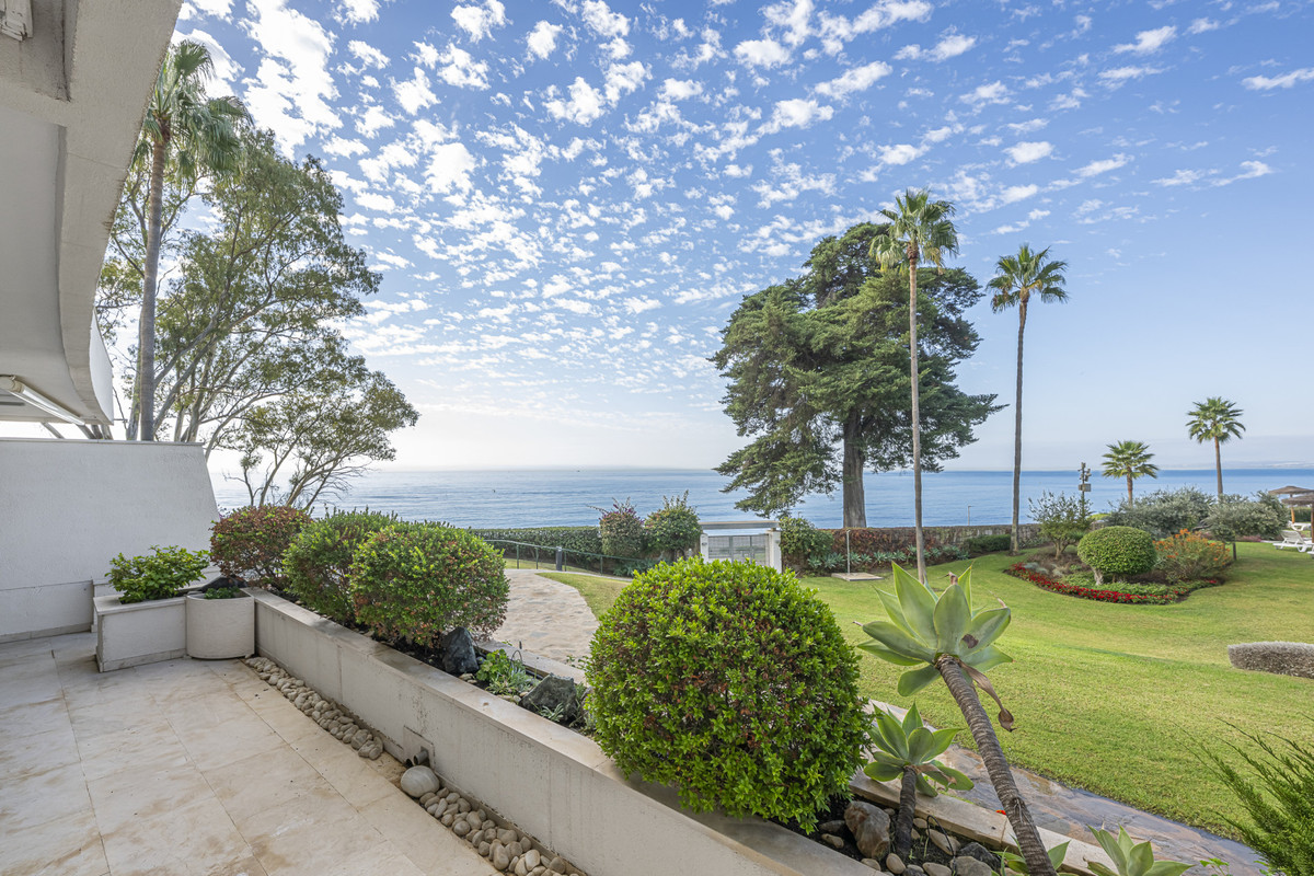 Appartement te koop in Estepona | 3 slaapkamers H5423671