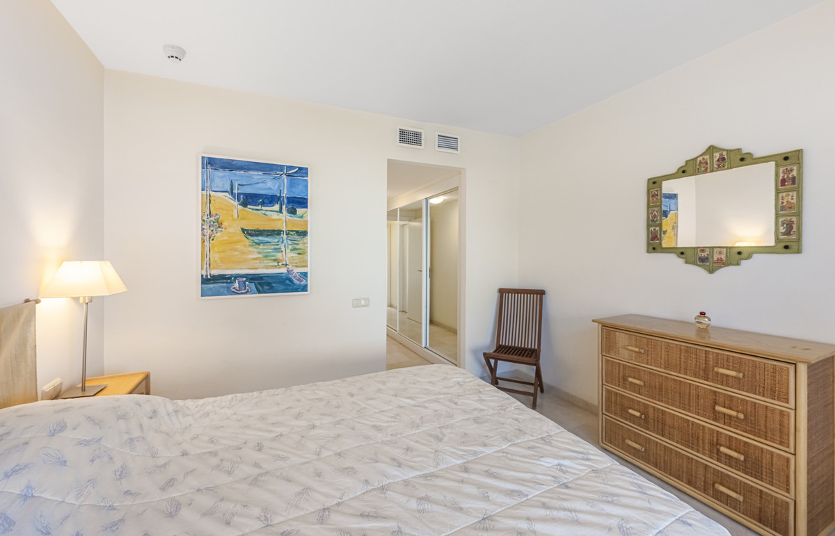 Appartement te koop in Estepona | 3 slaapkamers H5423671