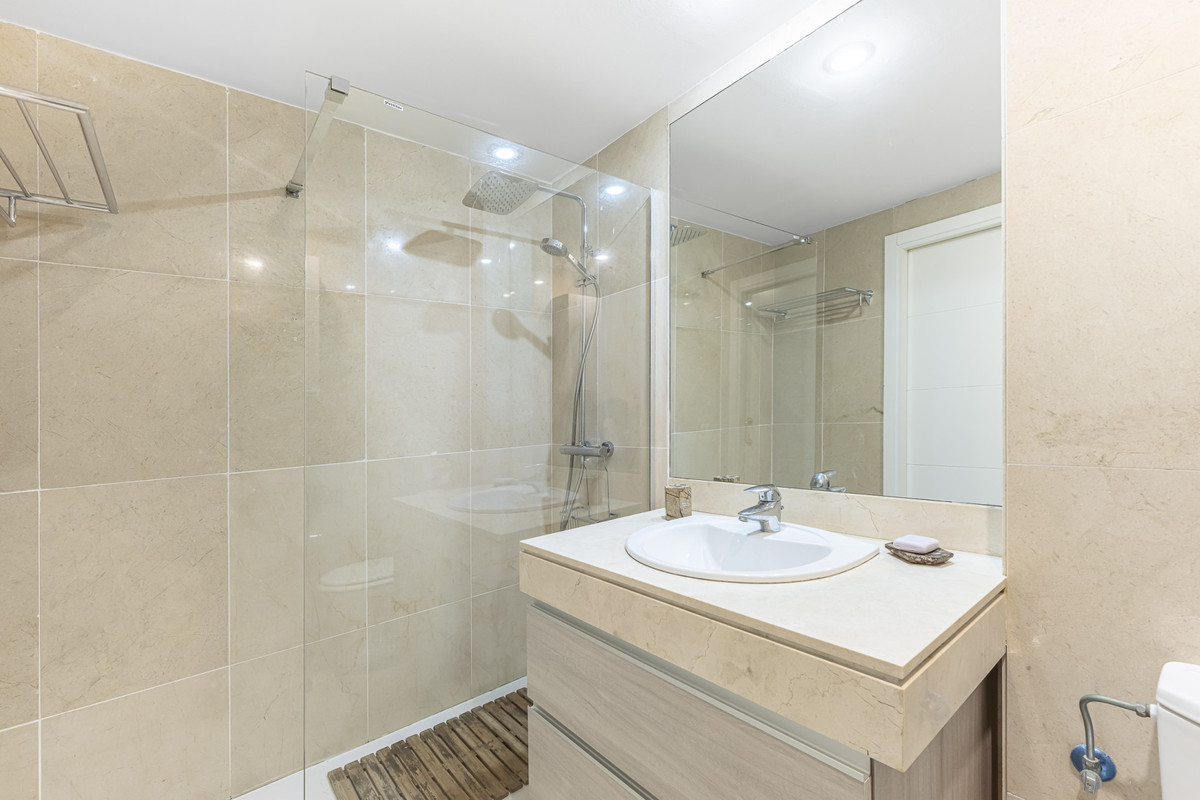 Appartement te koop in Estepona | 3 slaapkamers H5423671