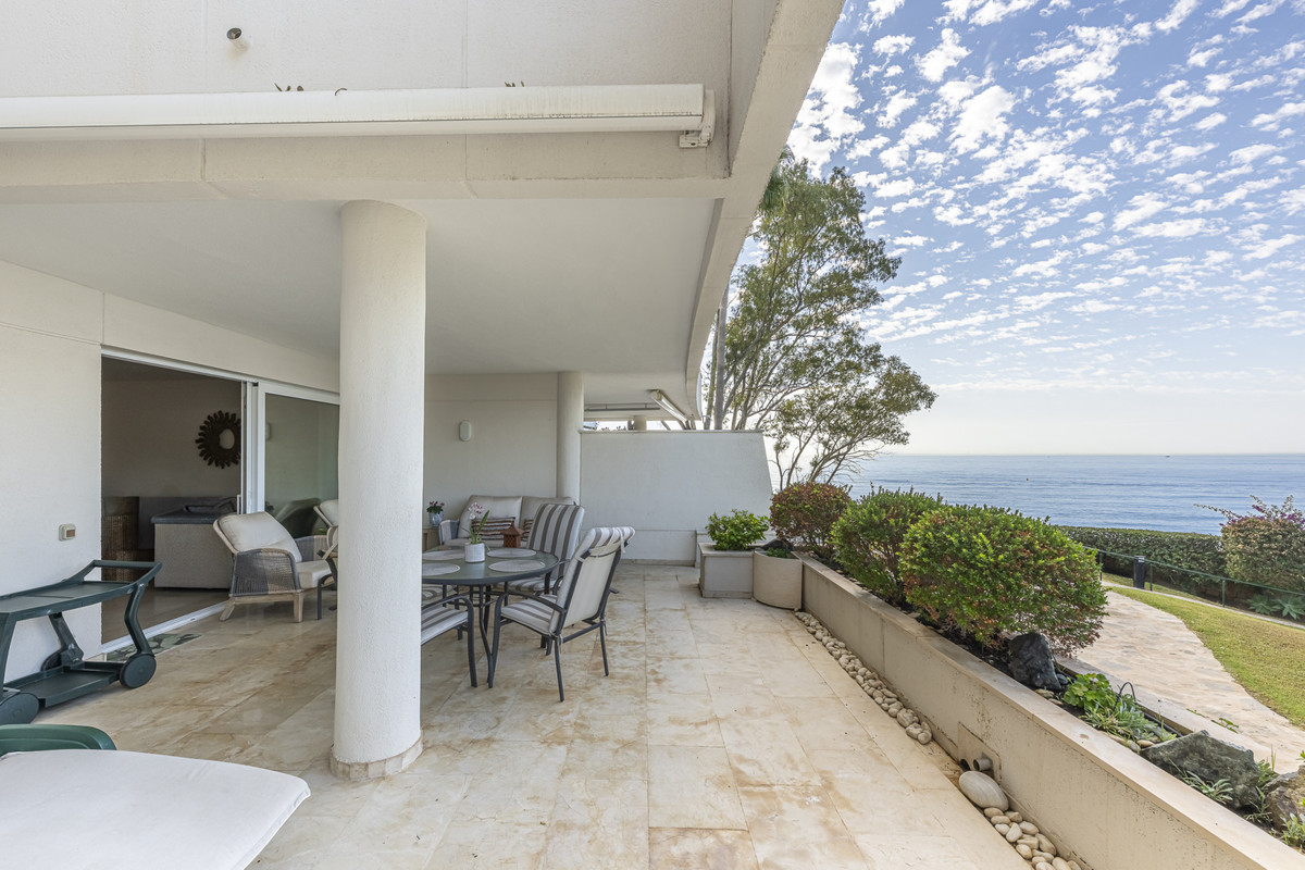 Appartement te koop in Estepona | 3 slaapkamers H5423671
