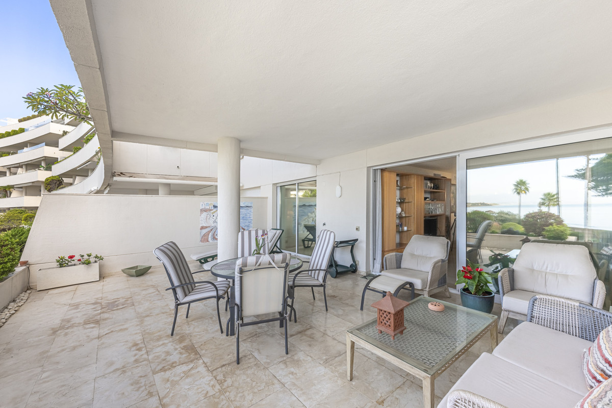 Appartement te koop in Estepona | 3 slaapkamers H5423671