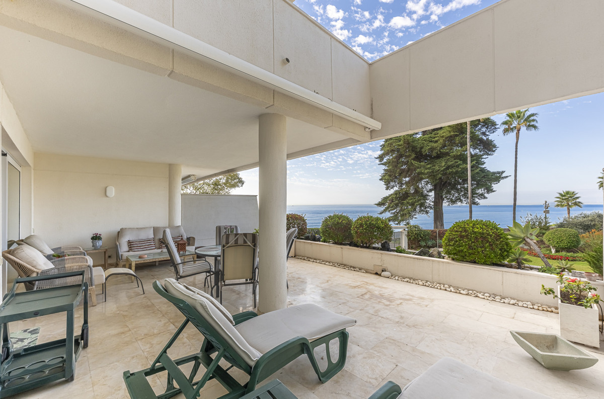 Appartement te koop in Estepona | 3 slaapkamers H5423671