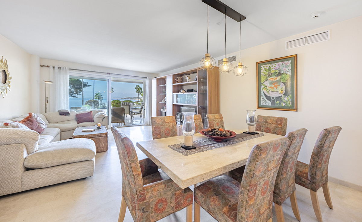 Appartement te koop in Estepona | 3 slaapkamers H5423671