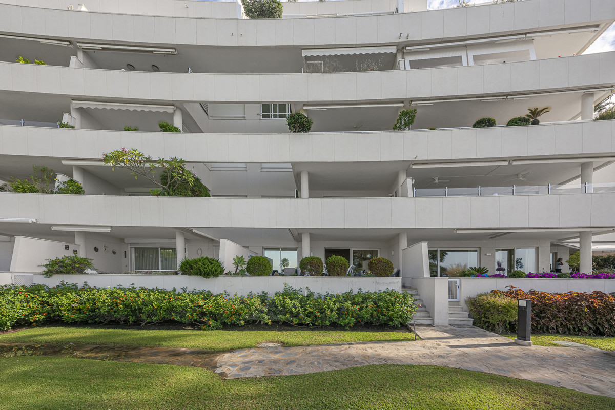 Appartement te koop in Estepona | 3 slaapkamers H5423671