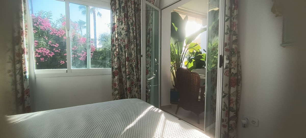 Garage te koop in Estepona | 3 slaapkamers H5434795