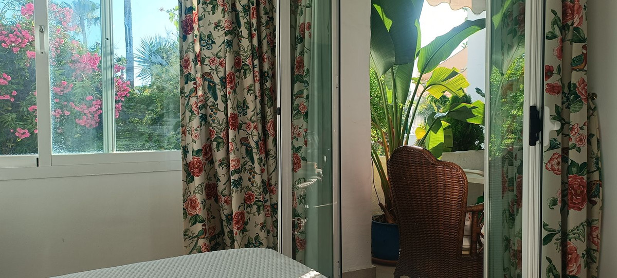 Garage te koop in Estepona | 3 slaapkamers H5434795