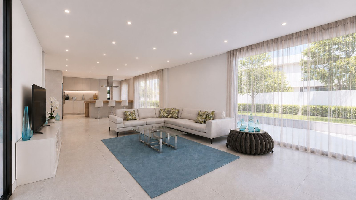 Commercieel te koop in Estepona | 4 slaapkamers H5460250