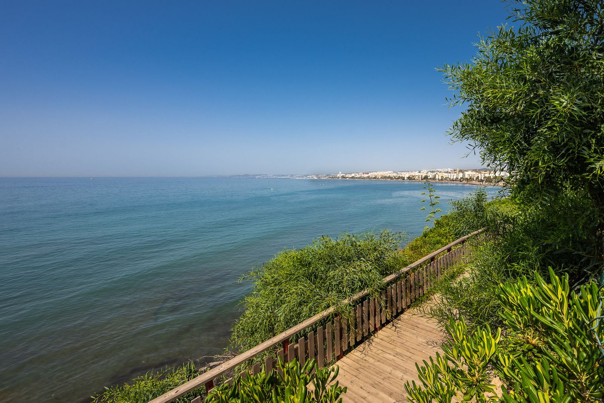 Appartement te koop in Estepona | 3 slaapkamers H5464102