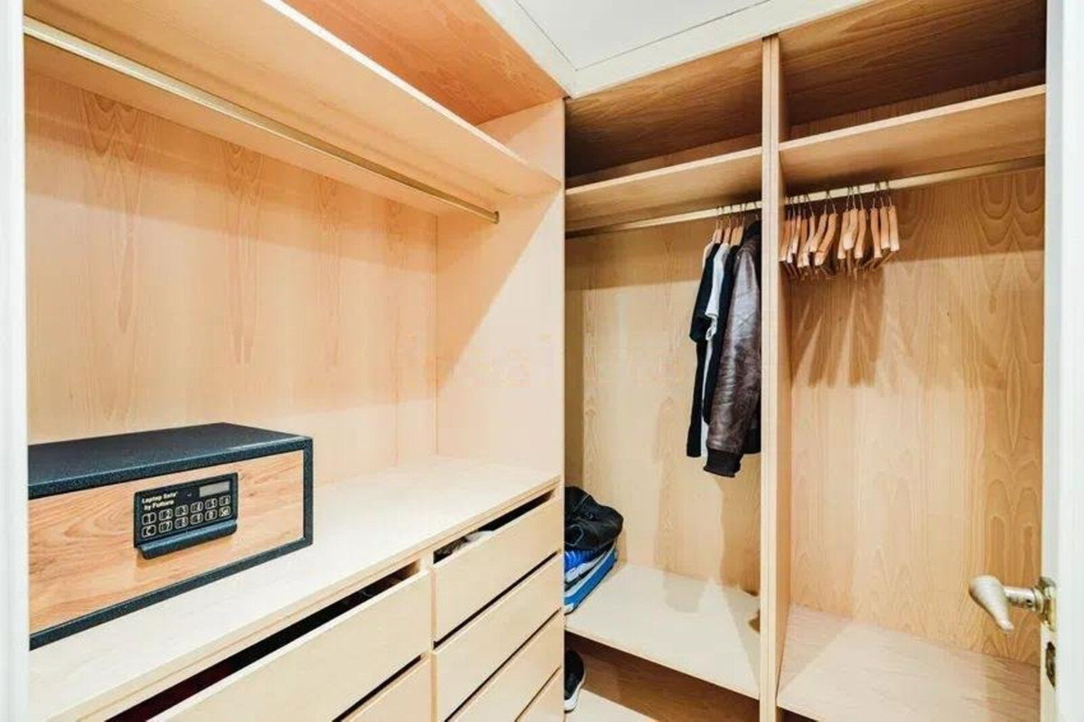 Kantoor te koop in Estepona | 2 slaapkamers H5488594