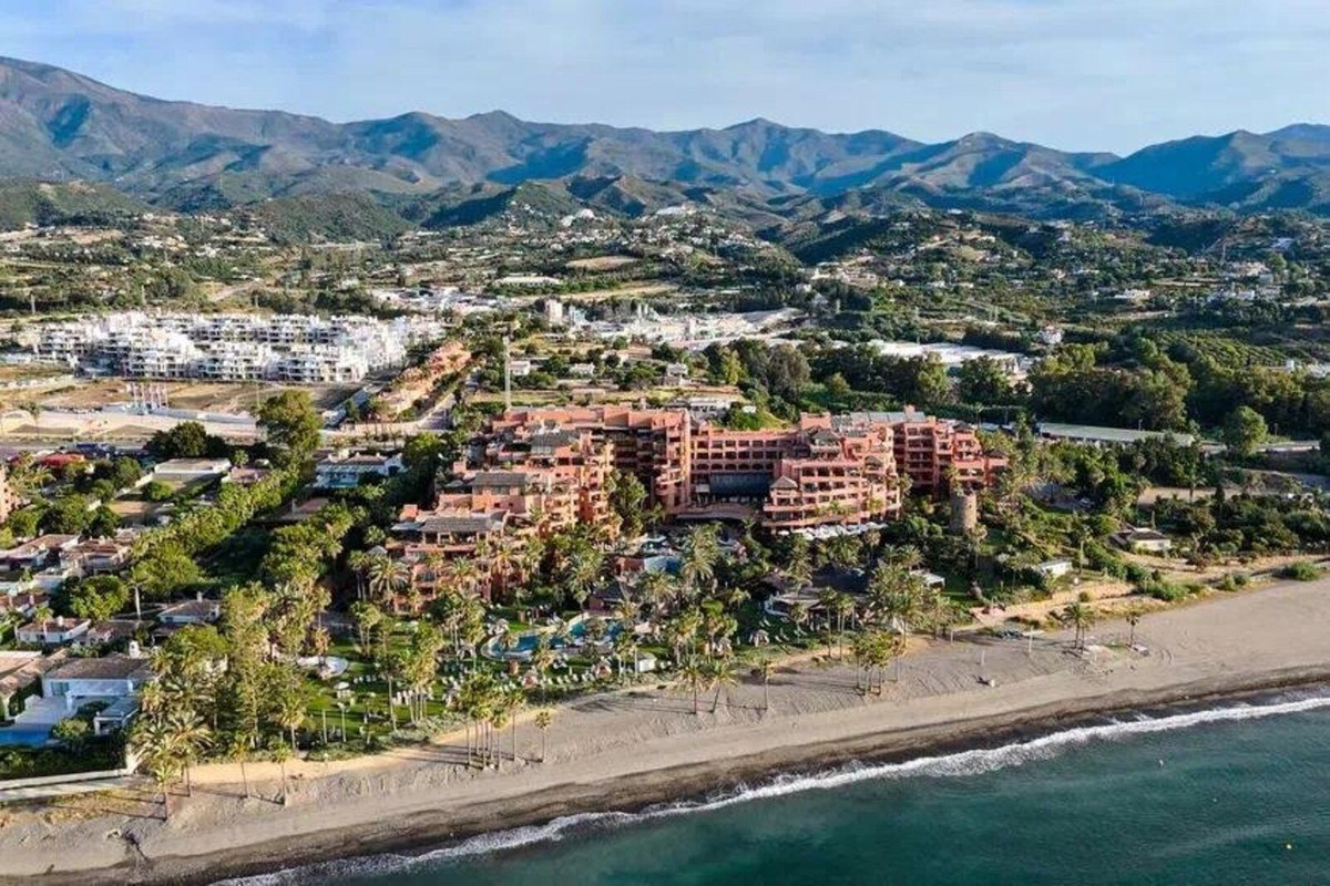 Kantoor te koop in Estepona | 2 slaapkamers H5488594