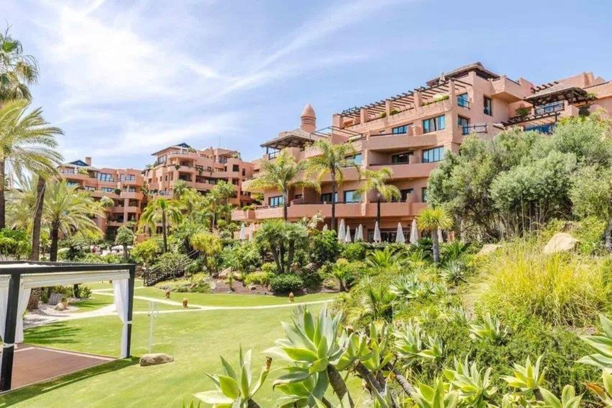 Kantoor te koop in Estepona | 2 slaapkamers H5488594