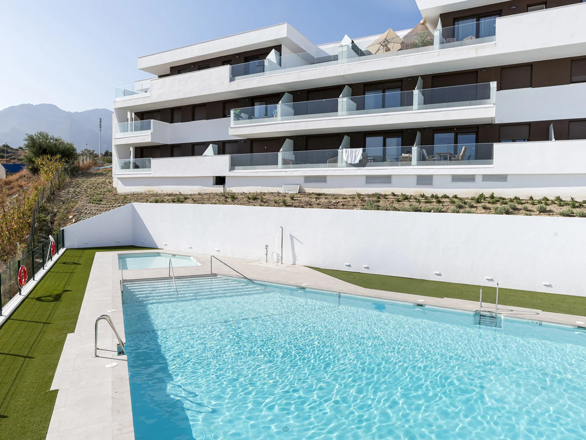 Kantoor te koop in Estepona | 3 slaapkamers H5490181