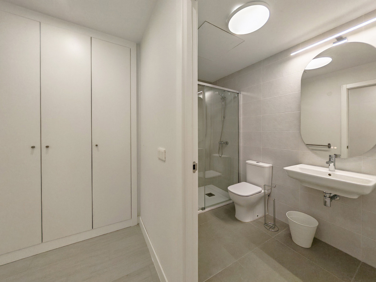 Kantoor te koop in Estepona | 3 slaapkamers H5490181