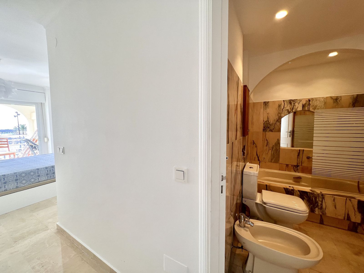 Kantoor te koop in Fuengirola | 3 slaapkamers H5401231