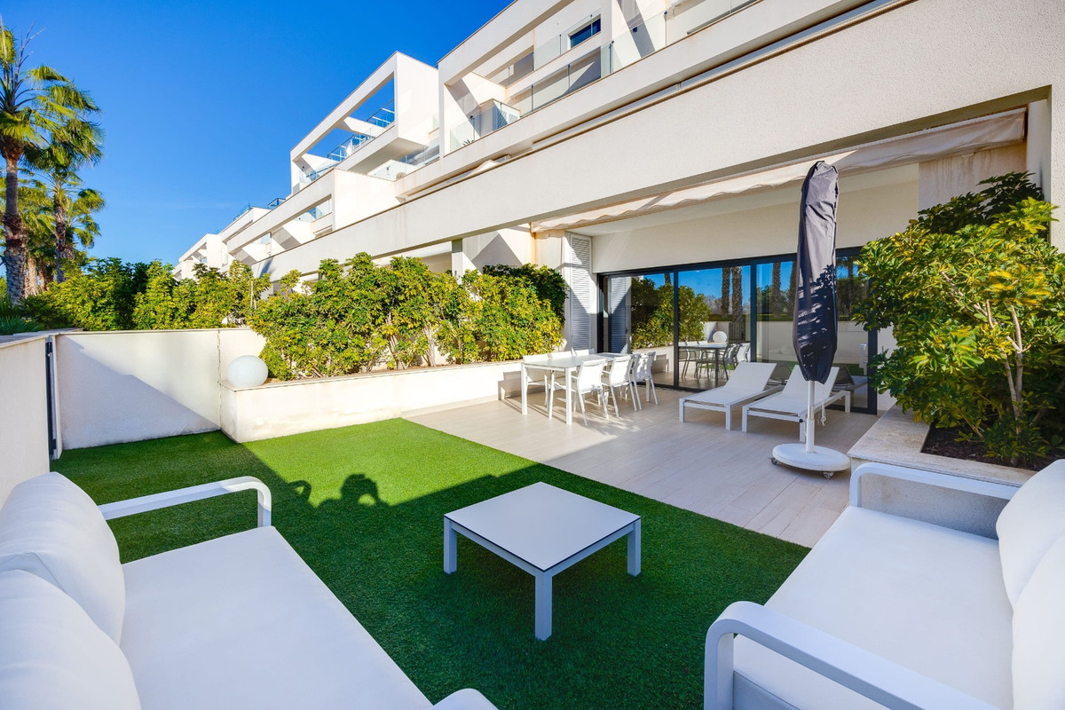 Appartement te koop in Las Colinas Golf | 3 slaapkamers H5287498