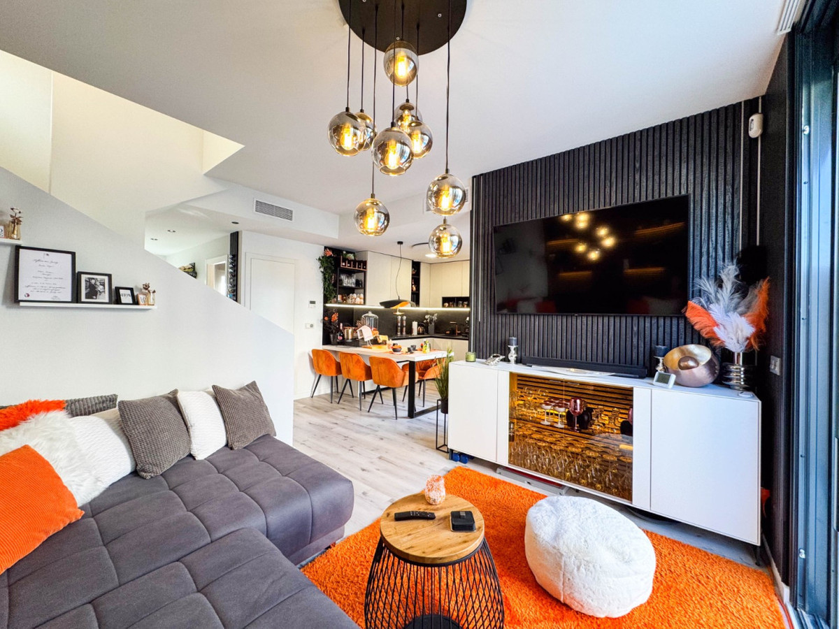 Huis te koop in Los Altos | 3 slaapkamers H5295460