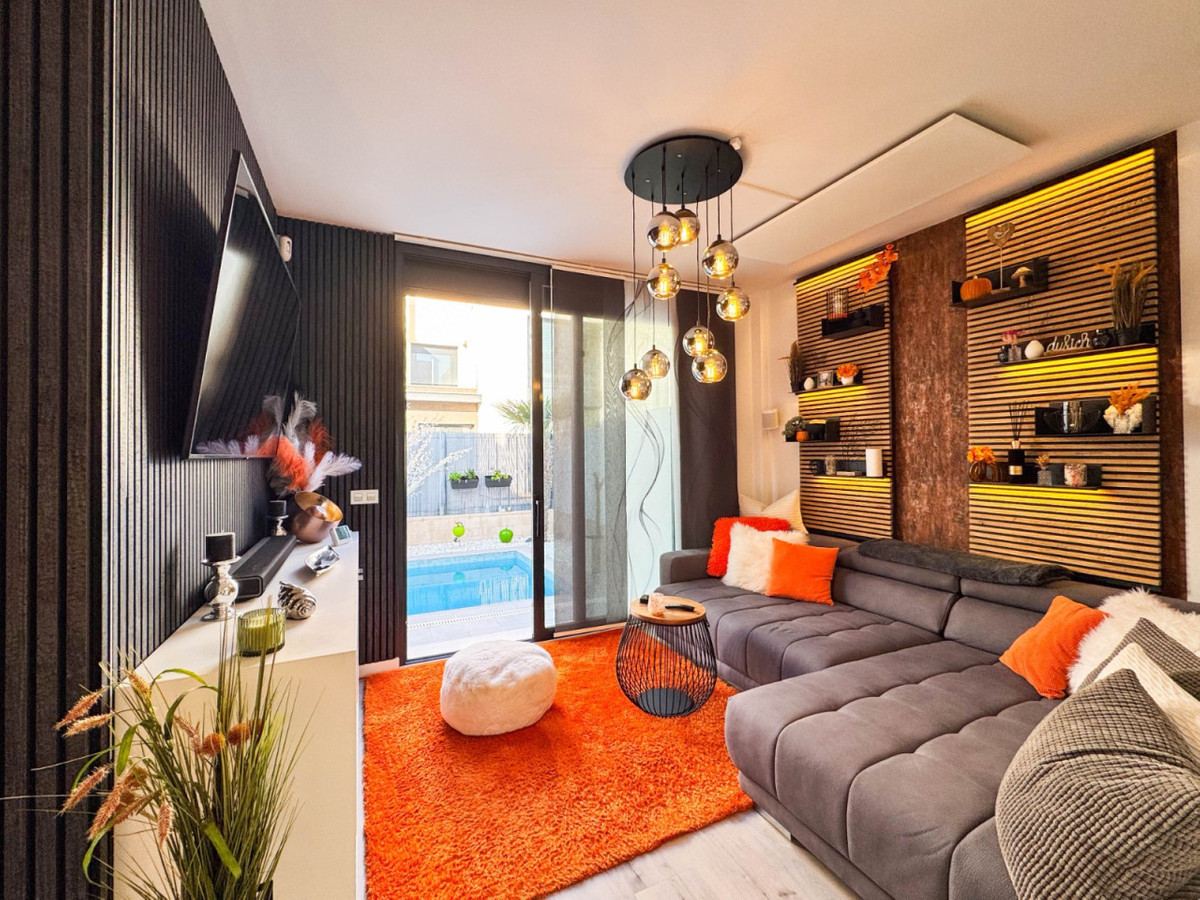 Huis te koop in Los Altos | 3 slaapkamers H5295460